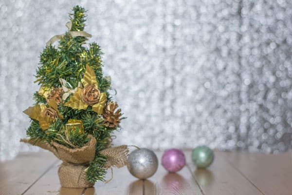 Find det perfekte kunstige juletræ